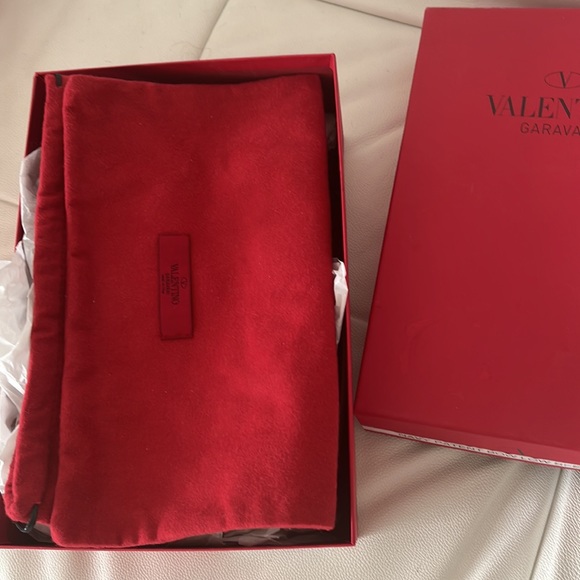 VALENTINO PATENT PUMPS - KITTY HEELS WITH BOW - 40 - Picture 10 of 16